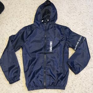 Light weight rain jacket